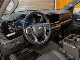 2023 Chevrolet Silverado 1500 in St-Jérôme, Quebec - 2 - w320h240px