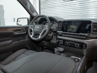 Chevrolet Silverado 1500  2023 à St-Jérôme, Québec - 15 - w320h240px