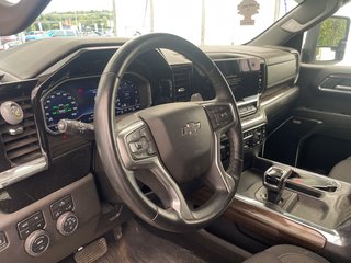 2023 Chevrolet Silverado 1500 in St-Jérôme, Quebec - 3 - w320h240px