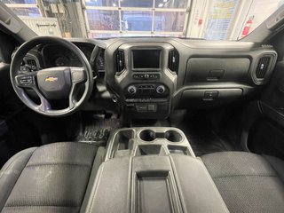 Chevrolet Silverado 1500  2023 à St-Jérôme, Québec - 10 - w320h240px