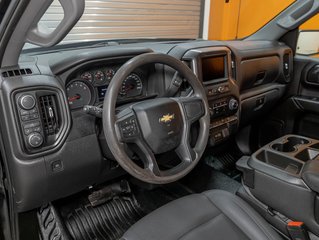 2023 Chevrolet Silverado 1500 in St-Jérôme, Quebec - 2 - w320h240px