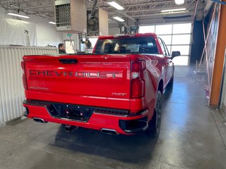 Chevrolet Silverado 1500  2023 à St-Jérôme, Québec - 9 - w320h240px
