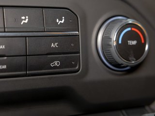 2024 Chevrolet Silverado 1500 in St-Jérôme, Quebec - 18 - w320h240px