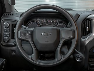 Chevrolet Silverado 1500  2024 à St-Jérôme, Québec - 12 - w320h240px