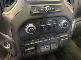 2024 Chevrolet Silverado 1500 in St-Jérôme, Quebec - 13 - w320h240px