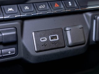 2024 Chevrolet Silverado 1500 in St-Jérôme, Quebec - 20 - w320h240px