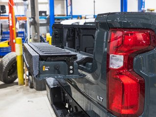 2025 Chevrolet Silverado 1500 in St-Jérôme, Quebec - 36 - w320h240px