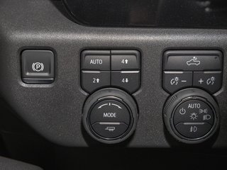 Chevrolet Silverado 1500  2025 à St-Jérôme, Québec - 27 - w320h240px