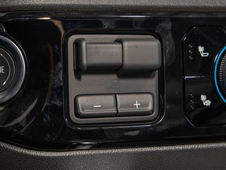 2025 Chevrolet Silverado 1500 in St-Jérôme, Quebec - 25 - w320h240px