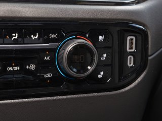 2025 Chevrolet Silverado 1500 in St-Jérôme, Quebec - 24 - w320h240px