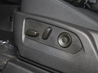 2025 Chevrolet Silverado 1500 in St-Jérôme, Quebec - 23 - w320h240px