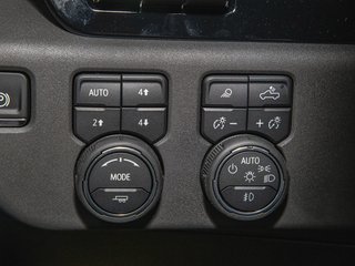 Chevrolet Silverado 1500  2025 à St-Jérôme, Québec - 26 - w320h240px