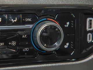 2025 Chevrolet Silverado 1500 in St-Jérôme, Quebec - 24 - w320h240px