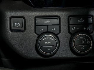 Chevrolet Silverado 1500  2025 à St-Jérôme, Québec - 24 - w320h240px