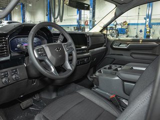 2025 Chevrolet Silverado 1500 in St-Jérôme, Quebec - 12 - w320h240px