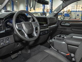 2025 Chevrolet Silverado 1500 in St-Jérôme, Quebec - 12 - w320h240px
