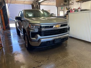 Chevrolet Silverado 1500  2025 à St-Jérôme, Québec - 9 - w320h240px