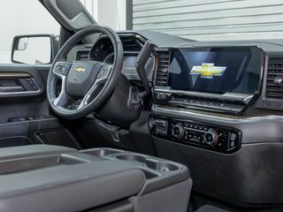 2025 Chevrolet Silverado 1500 in St-Jérôme, Quebec - 30 - w320h240px