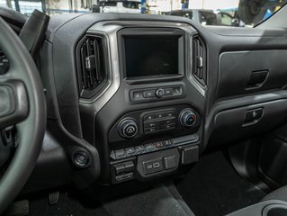 Chevrolet Silverado 1500  2026 à St-Jérôme, Québec - 18 - w320h240px