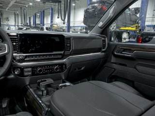 Chevrolet Silverado 1500  2026 à St-Jérôme, Québec - 19 - w320h240px