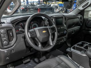 Chevrolet Silverado 1500  2026 à St-Jérôme, Québec - 11 - w320h240px