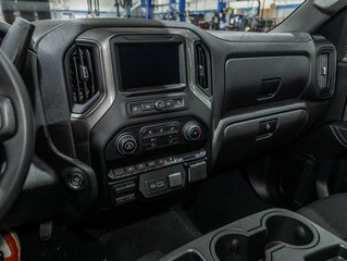Chevrolet Silverado 1500  2026 à St-Jérôme, Québec - 18 - w320h240px