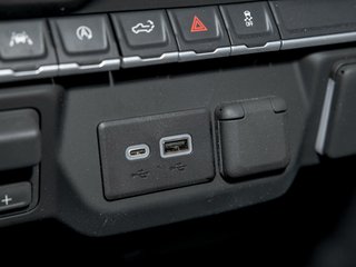 Chevrolet Silverado 1500  2026 à St-Jérôme, Québec - 25 - w320h240px