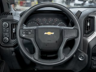 Chevrolet Silverado 1500  2026 à St-Jérôme, Québec - 12 - w320h240px