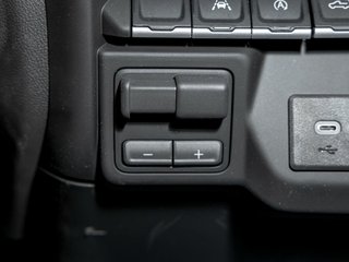 Chevrolet Silverado 1500  2026 à St-Jérôme, Québec - 22 - w320h240px