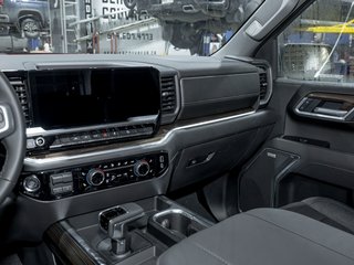 2026 Chevrolet Silverado 1500 in St-Jérôme, Quebec - 20 - w320h240px