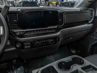 Chevrolet Silverado 1500  2026 à St-Jérôme, Québec - 20 - w320h240px