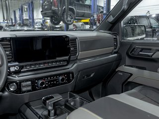Chevrolet Silverado 1500  2026 à St-Jérôme, Québec - 22 - w320h240px