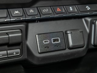 Chevrolet Silverado 1500  2026 à St-Jérôme, Québec - 26 - w320h240px