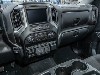 Chevrolet Silverado 1500  2026 à St-Jérôme, Québec - 18 - w320h240px