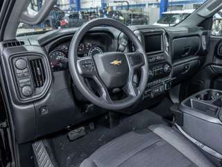 Chevrolet Silverado 1500  2026 à St-Jérôme, Québec - 11 - w320h240px