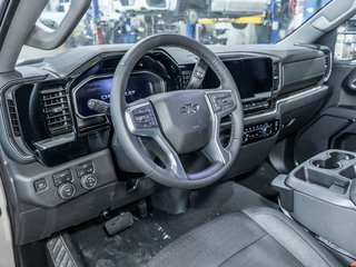 Chevrolet Silverado 1500  2026 à St-Jérôme, Québec - 10 - w320h240px