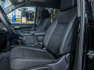 Chevrolet Silverado 1500  2026 à St-Jérôme, Québec - 11 - w320h240px