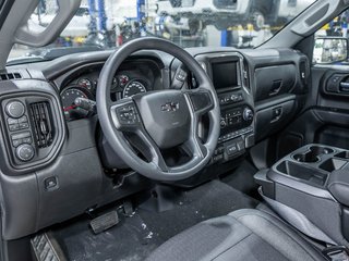 Chevrolet Silverado 1500  2026 à St-Jérôme, Québec - 10 - w320h240px