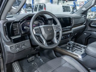Chevrolet Silverado 1500  2026 à St-Jérôme, Québec - 10 - w320h240px