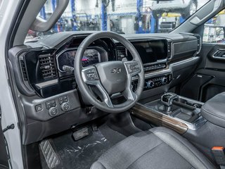 Chevrolet Silverado 1500  2026 à St-Jérôme, Québec - 12 - w320h240px