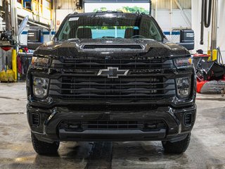 2026 Chevrolet SILVERADO 2500 4RM CUSTOM CREW in St-Jérôme, Quebec - 2 - w320h240px