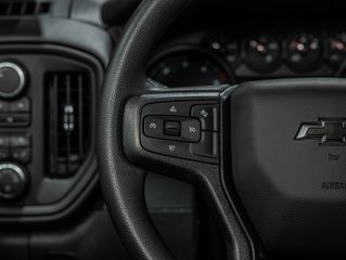 2026 Chevrolet SILVERADO 2500 4RM CUSTOM CREW in St-Jérôme, Quebec - 13 - w320h240px