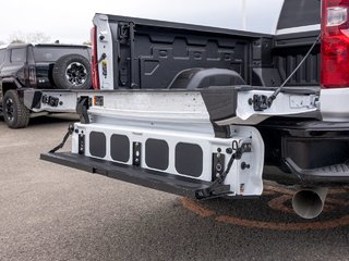 2024 Chevrolet SILVERADO 2500 HD in St-Jérôme, Quebec - 9 - w320h240px