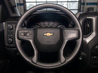 2025 Chevrolet SILVERADO 2500 HD in St-Jérôme, Quebec - 12 - w320h240px