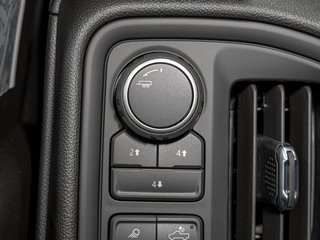 Chevrolet SILVERADO 2500 HD  2025 à St-Jérôme, Québec - 20 - w320h240px