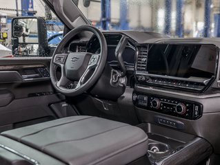 2025 Chevrolet SILVERADO 2500 HD in St-Jérôme, Quebec - 33 - w320h240px