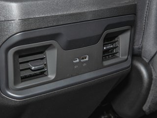 Chevrolet SILVERADO 2500 HD  2025 à St-Jérôme, Québec - 32 - w320h240px