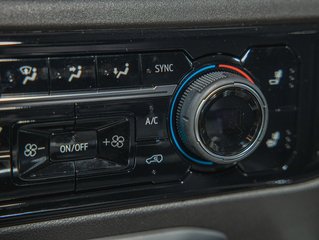 Chevrolet SILVERADO 2500 HD  2025 à St-Jérôme, Québec - 24 - w320h240px