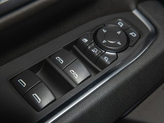 2025 Chevrolet SILVERADO 2500 HD in St-Jérôme, Quebec - 28 - w320h240px
