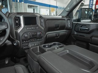 2025 Chevrolet SILVERADO 2500 HD in St-Jérôme, Quebec - 17 - w320h240px